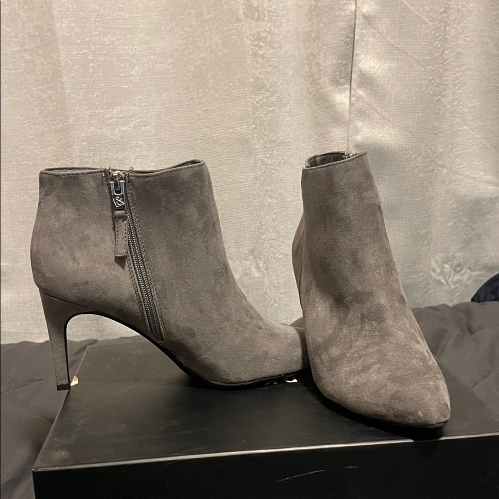 Sam & Libby Gray Ankle Booties